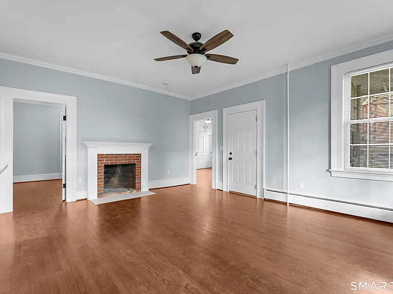 324 Main St #2 — Photo 17