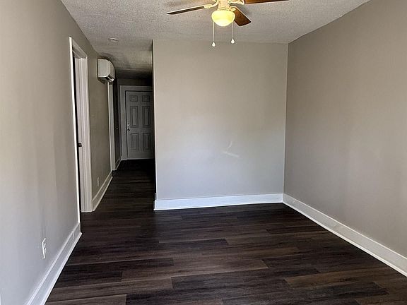 4th image of 108 Molette St