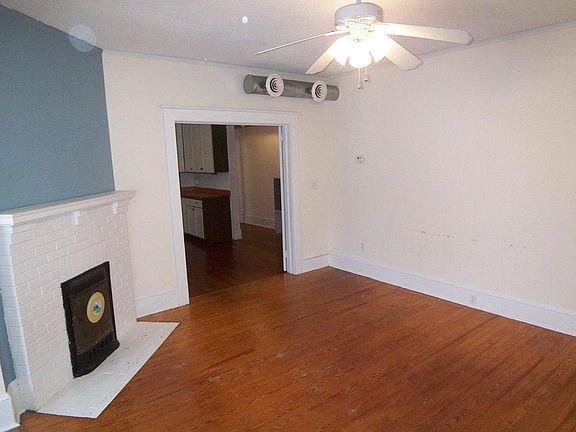 4th image of 401 S Jarvis St #A