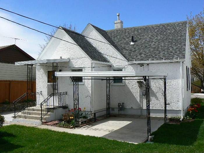 2nd image of 1634 S 2nd Ave