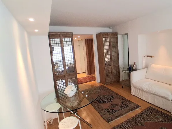 153 E 57th St APT 17K, New York, NY 10022