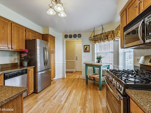 2nd image of 131 Welwyn St