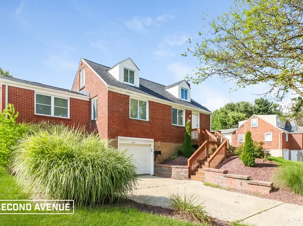 701 Crestview Dr, North Versailles, PA 15137