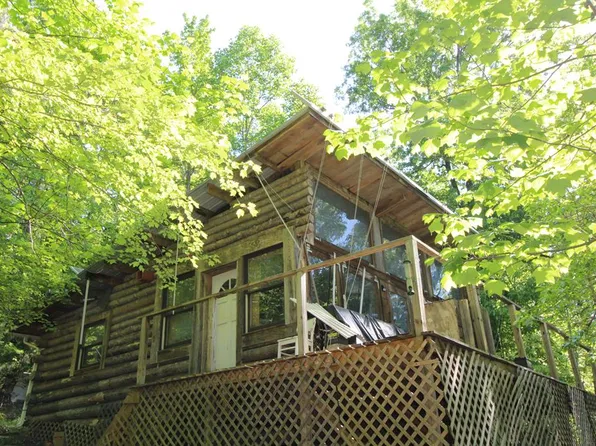 195 Downings Creek Ln, Hayesville, NC 28904