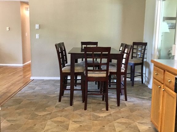 4th image of 12436 NE 18th Ave