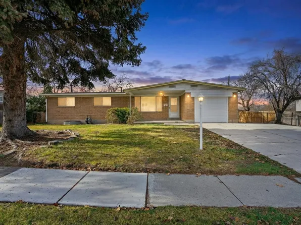 6884 S Bella Vista Dr, Salt Lake City, UT 84121