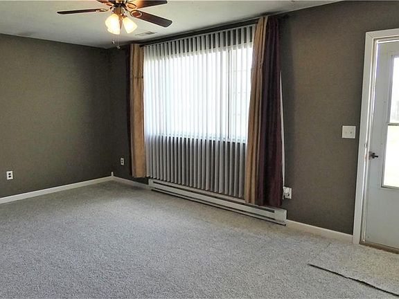 5th image of 132 Ash Cir