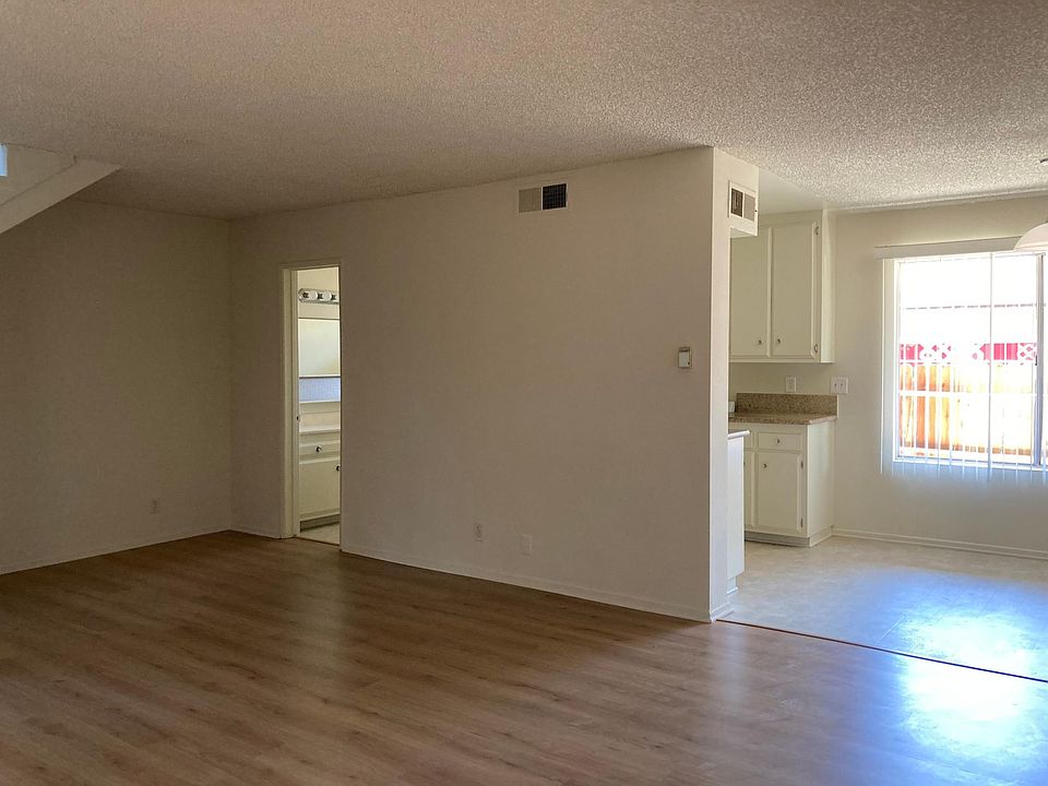 1st image of 2621 28th St