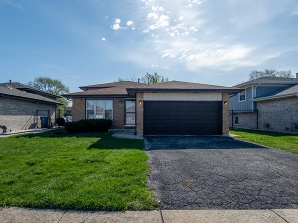 14533 Oakley St, Dixmoor, IL 60426