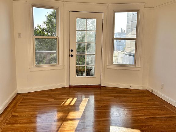 3rd image of 2163 16th Ave