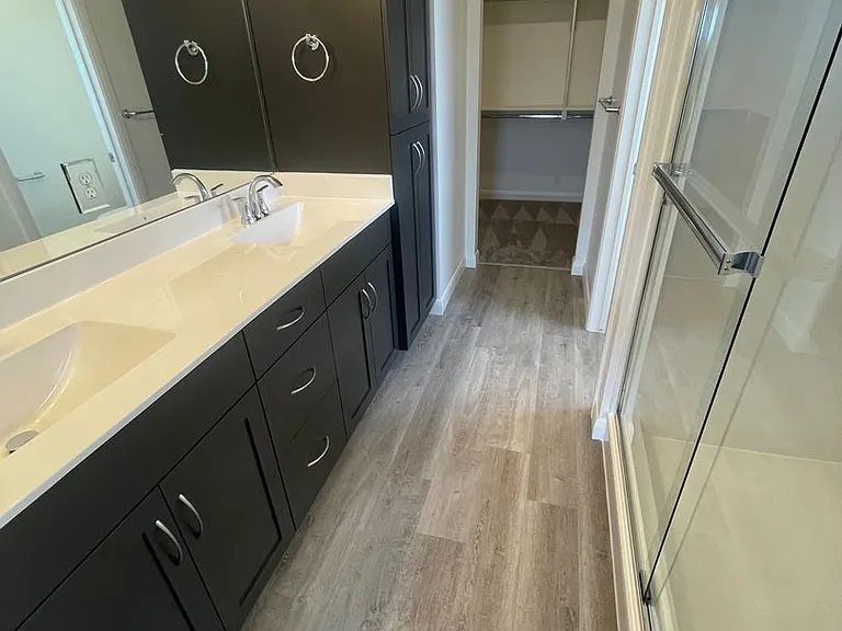1396 E White Hollow Ln — Photo 9