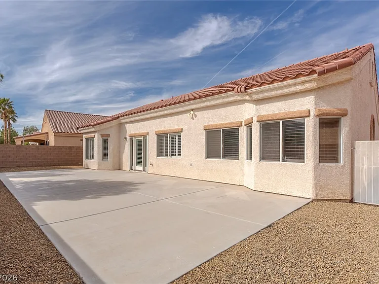 4029 Genoa Dr — Photo 44
