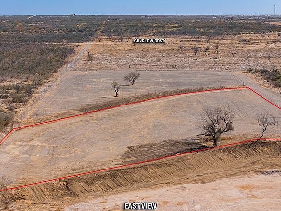 3rd image of 8037 S E US Hwy 277