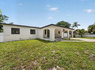 900 W Superior St, Opa Locka, FL 33054