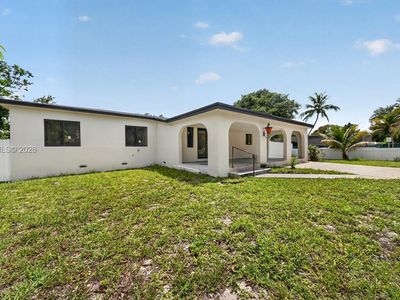 900 W Superior St, Opa Locka, FL, 33054