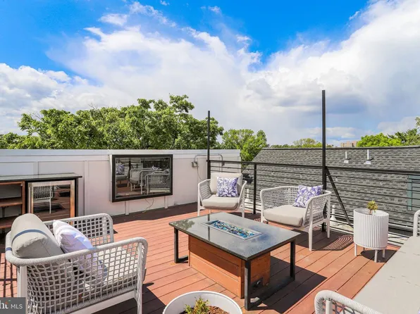 5119 45th St NW, Washington, DC 20016