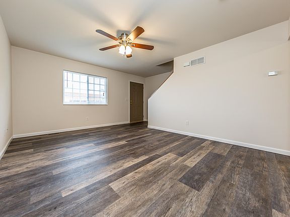 4th image of 710 Fountain View Dr APT H