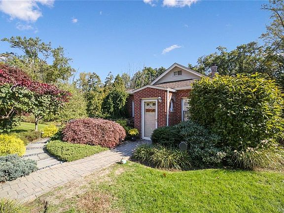 2nd image of 235 Sarles Ln