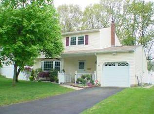 89 Hillsdale Rd, East Brunswick, NJ 08816