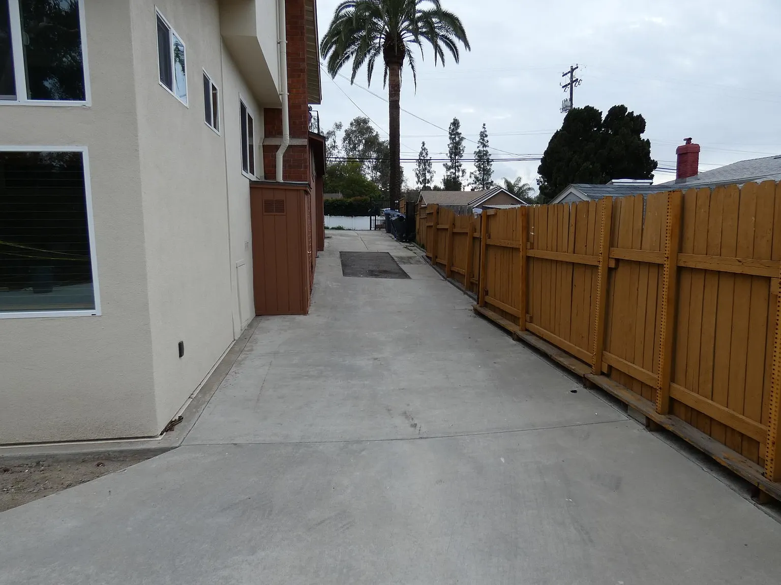 2 bed, 1000 sqft, $2,495 — Photo 4