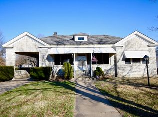 1876 E Fawn Ct, Monett, MO 65708