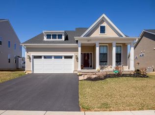 6817 Sycamore Dr E, Bath, PA 18014