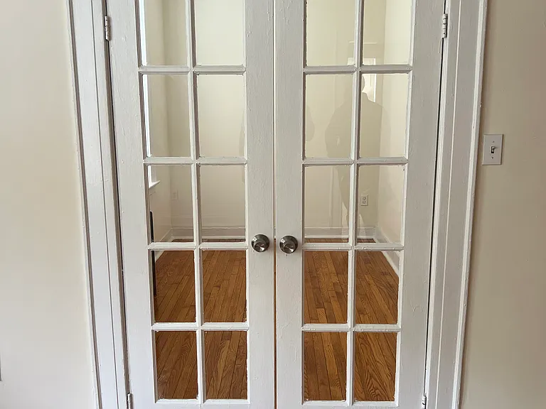 40 Lenox Ave — Photo 9