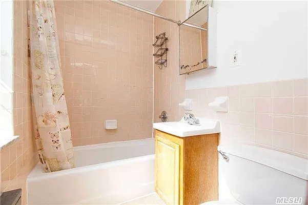Sold by Century 21 American Homes | media 1