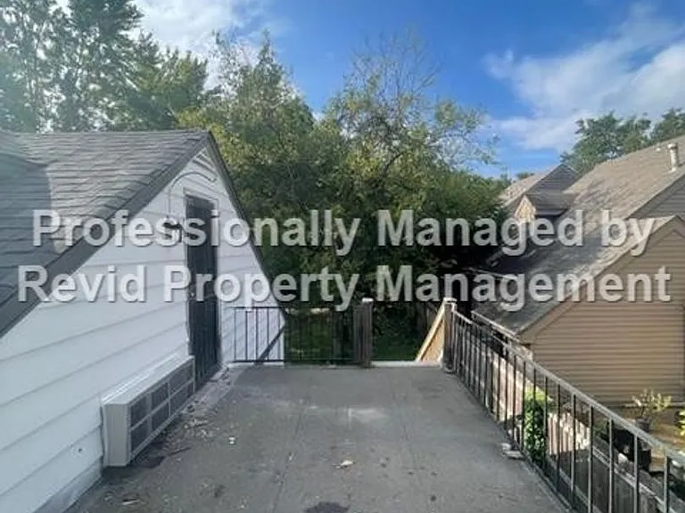 3523 Barwood Cir. — Photo 34