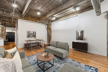 140 Bay Street, #2C