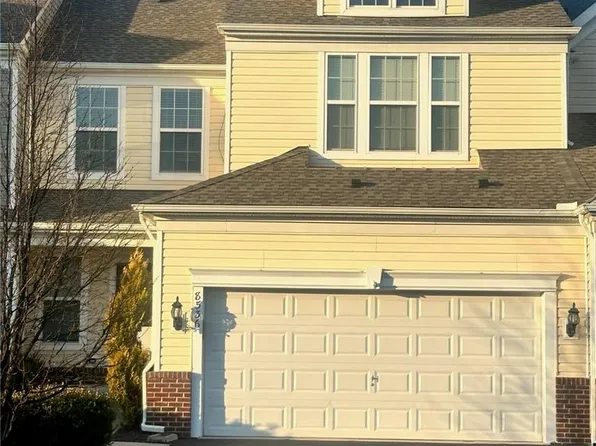 8536 Mayfair Ct, Breinigsville, PA 18031