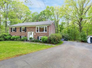 5200 Pineland Ct, North Chesterfield, VA 23234