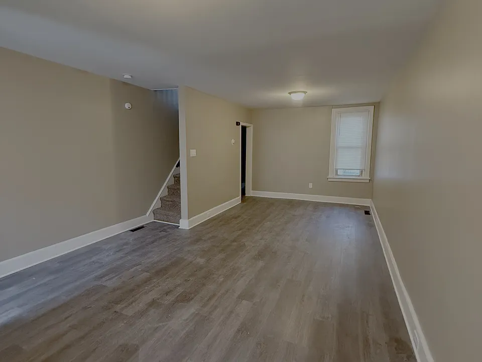 304 Porter St #1