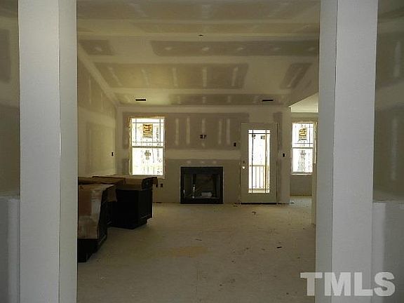 2nd image of 214 Hillcrest Ln
