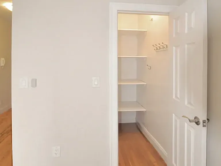 312 W 23rd St #4U — Photo 7