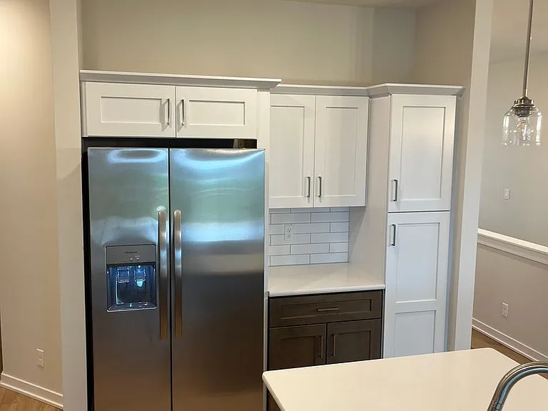 12354 Edgewater Dr — Photo 22