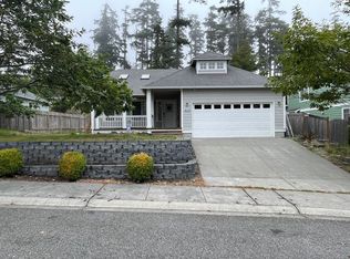 1850 SW Sunnyside Ave, Oak Harbor, WA 98277