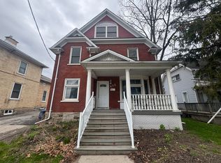 683 King St W #B, Kitchener, ON N2G 1C9