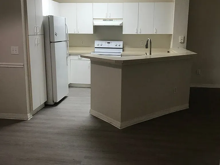 3605 Conroy Rd — Photo 2