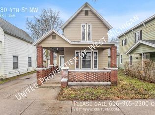 880 4th St NW, Grand Rapids, MI 49504