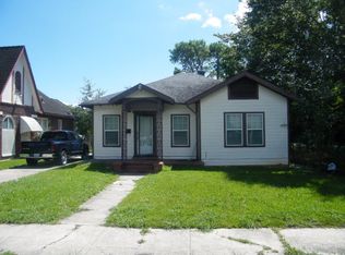 3840 Procter St, Port Arthur, TX 77642