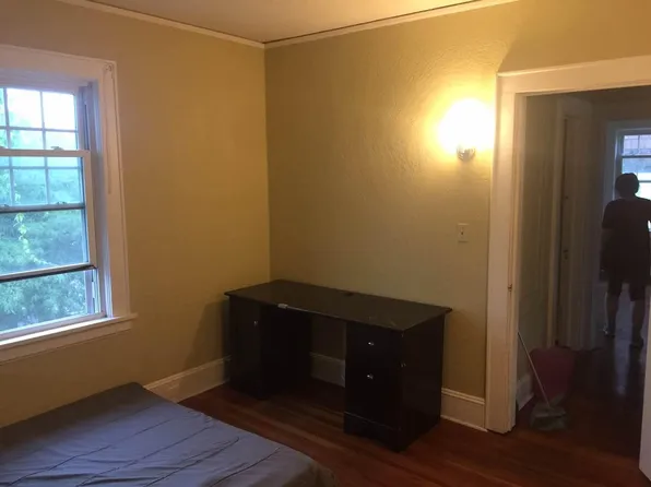 167 Grove St, Stamford, CT 06901