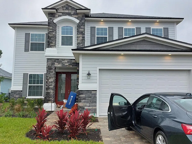 153 Tartan Ct — Photo 1