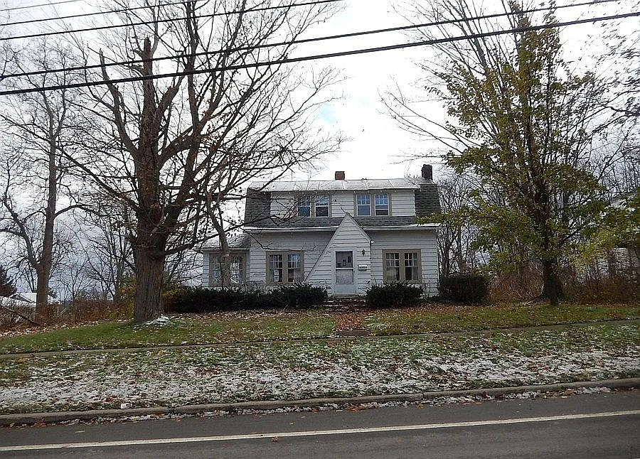 363 Central Ave photo 1