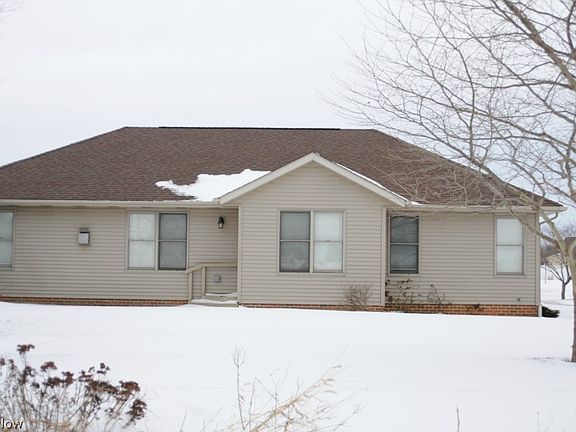 4th image of 1625 Sturbridge Dr NE