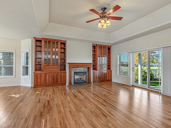 4th image of 207 Pine Lake Dr