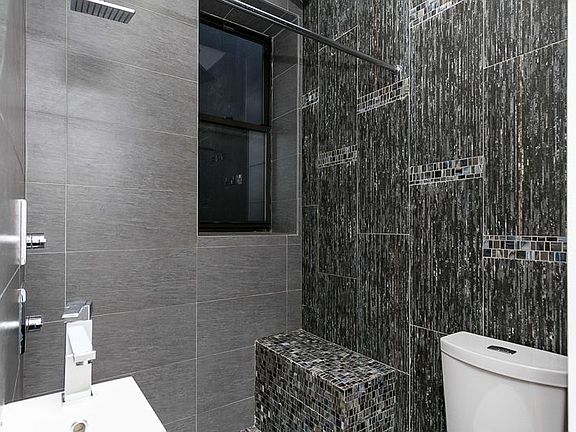 4th image of 323 Putnam Ave APT 3
