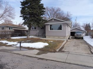 8111 159th St NW, Edmonton, AB T5R2E5