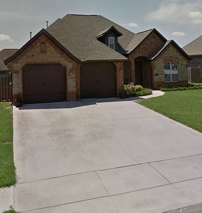 1st image of 1908 W Linda Ln