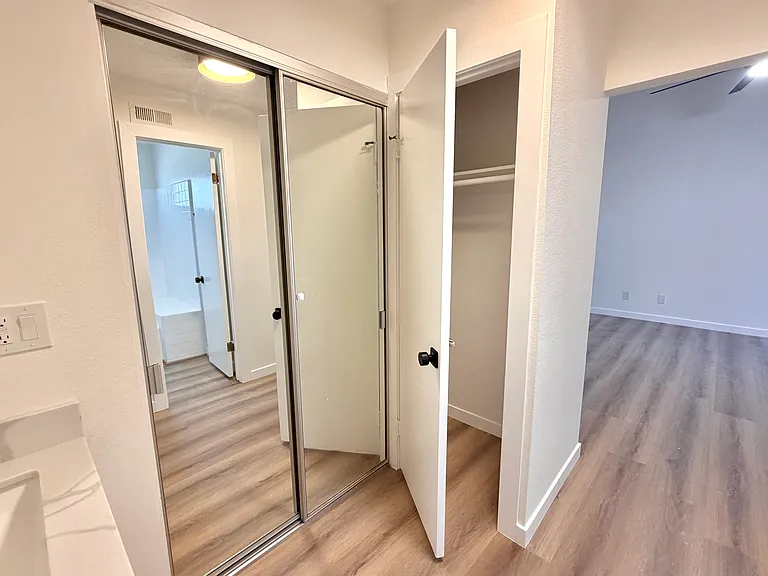 21500 Califa St #163 — Photo 18